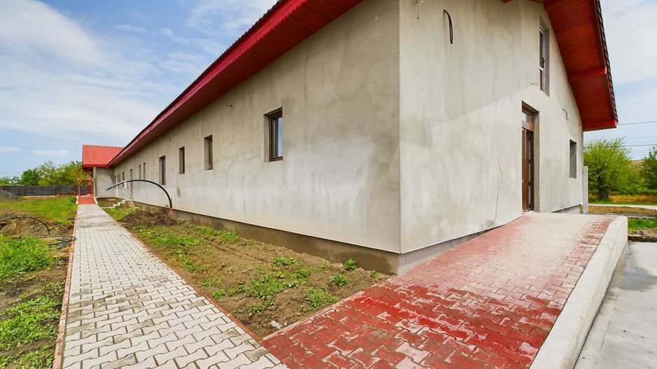 Clădire nouă cu destinație azil de bătrâni - Poză 2