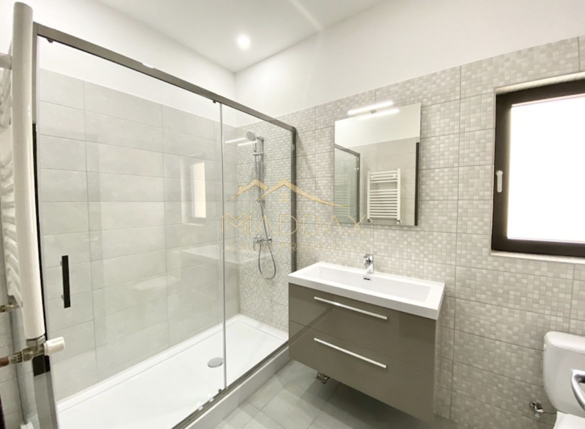 Penthouse LUX***5 camere***vedere panoramica catre lac////zona Nord - Poză 19