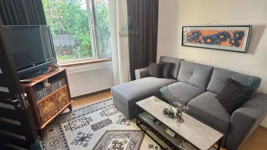 Casă de vânzare pe strada Tudor Vladimirescu - Poză 11