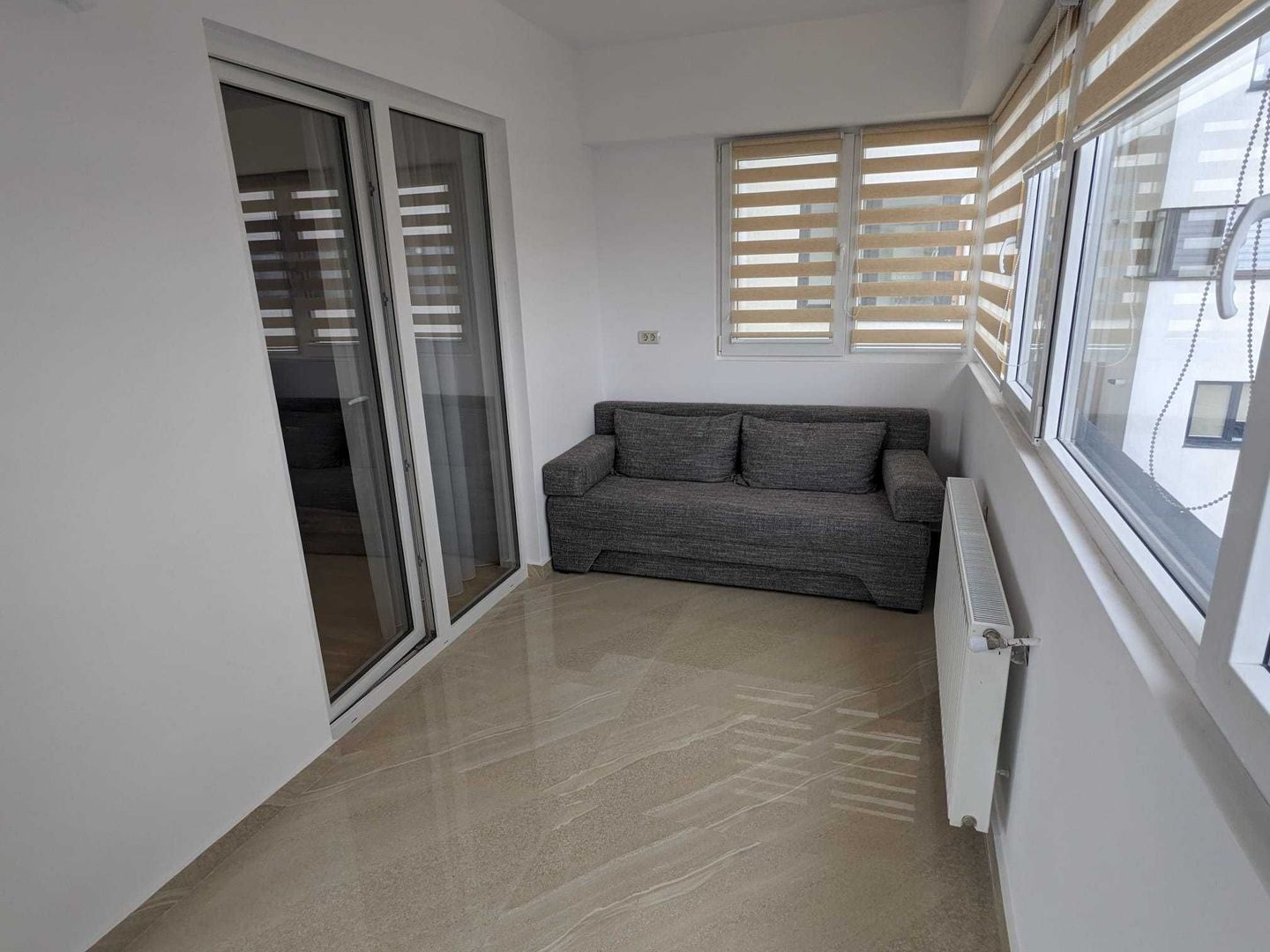 Inchiriere apartament cu 2 camere in ansamblu rezidential nou - Poză 6