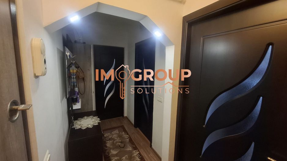 METALURGIE - ETAJ INTERMEDIAR - 3 CAMERE - MOBILAT/UTILAT - Poză 5