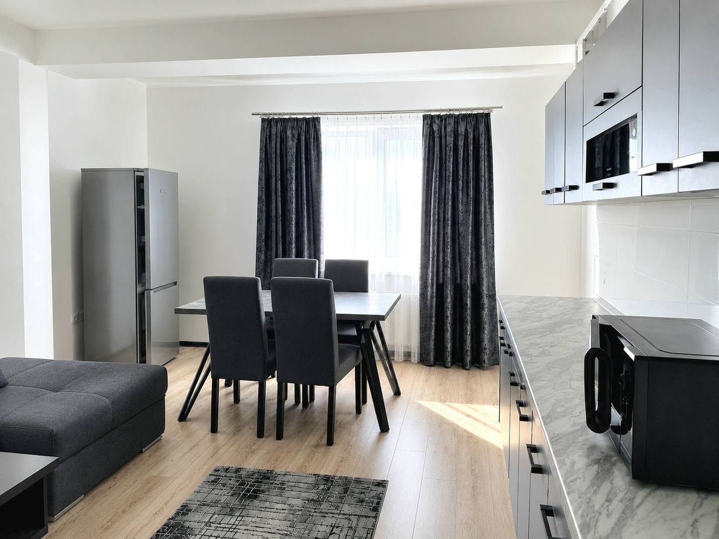 Apartament de inchiriat - Poză 2