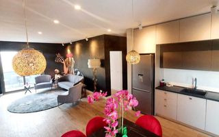 Penthouse cu 3 camere/ 107 mp utili / terasa 143 mp/ Stefan cel Mare - Poză 2