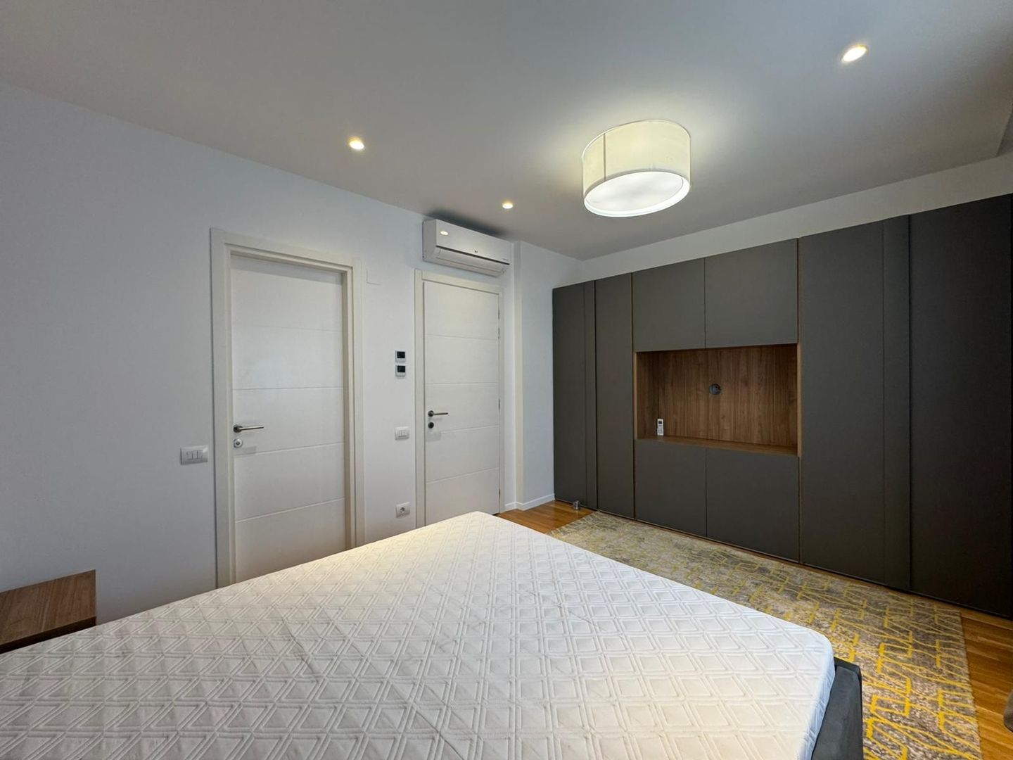 VILA 5 CAMERE,  2 LOCURI DE PARCARE -NEW POINT VILLAGE - Poză 14