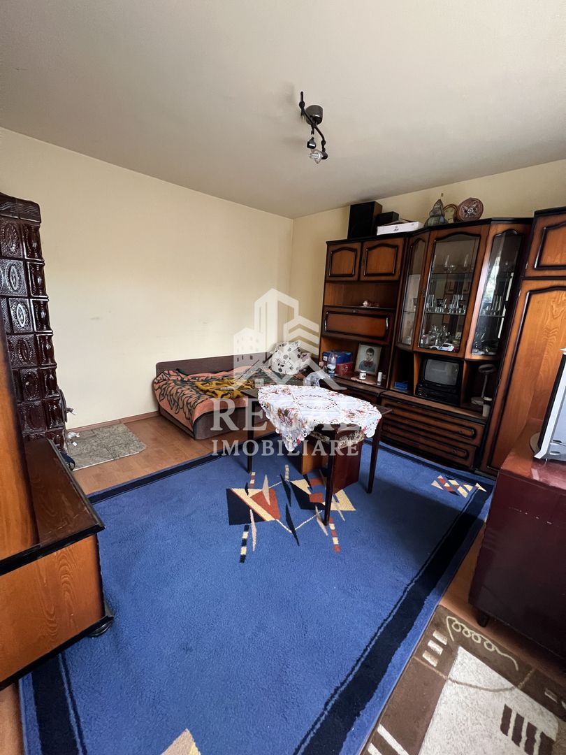 PRET NOU - Casă de vânzare – construcție solidă și spațioasă - Poză 7