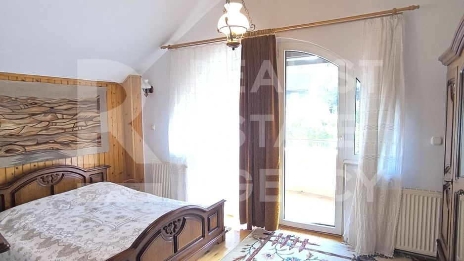 Casă de vânzare în Bran – la 1,5 km de Castelul Bran - Poză 5