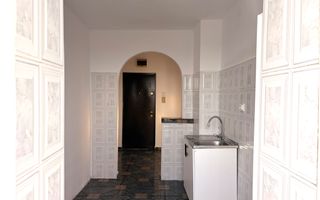 Apartament decomandat cu 3 camere | Calea Sagului - Poză 8