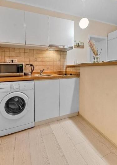 Garsoniera renovata - investitie, centru vechi - Brasov - Poză 8