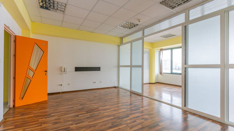 Spațiu birou individual în Brașov, Centru: 39 mp utili pe Strada N. Titulescu - Poză 9