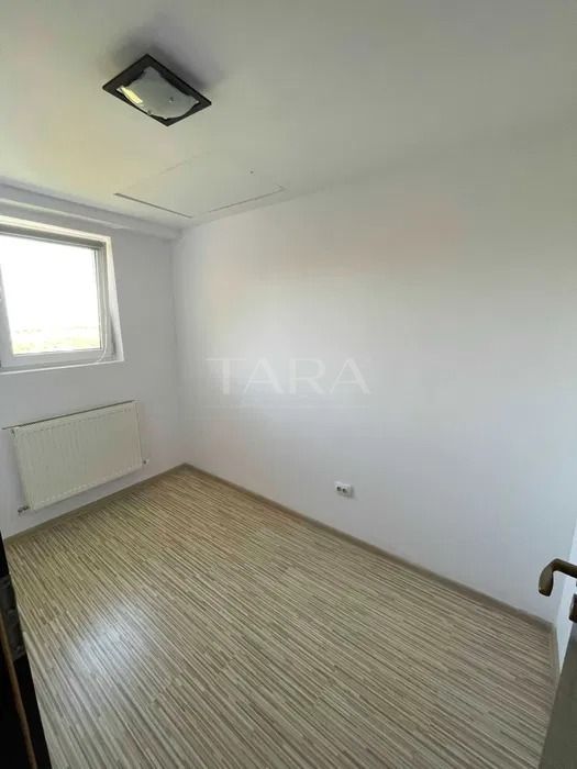 Apartament pe 2 niveluri, 3 camere, pod și parcare, Mănăștur. - Poză 3
