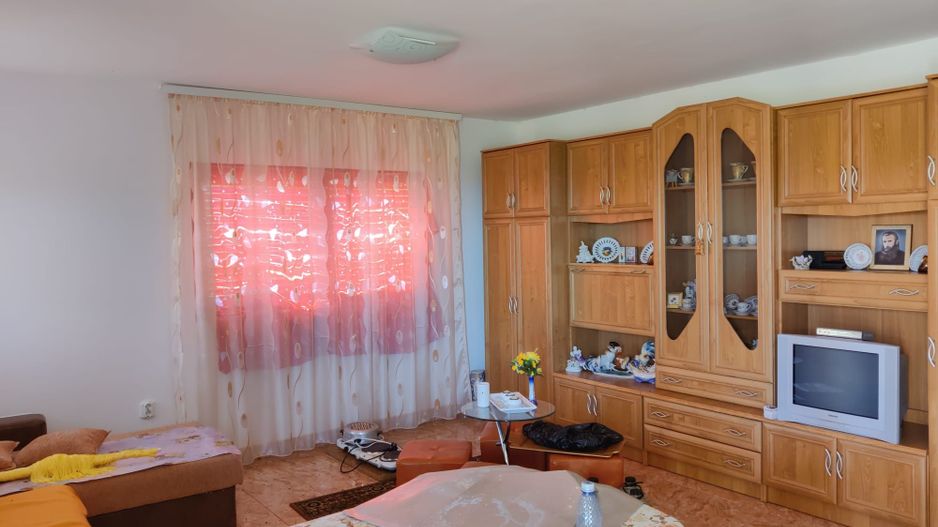 Casa individuala cu teren de 5000 mp, Deusu - Poză 5