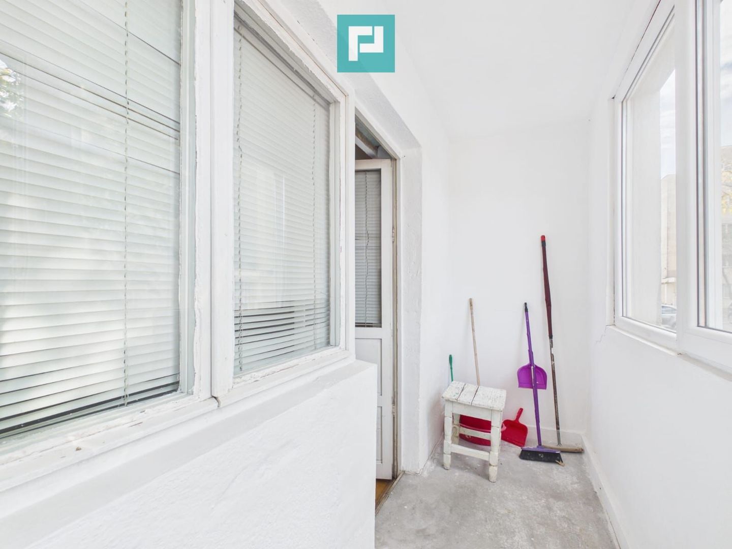 APARTAMENT 2 CAMERE LA PARTER, GRĂDIȘTE - Poză 13