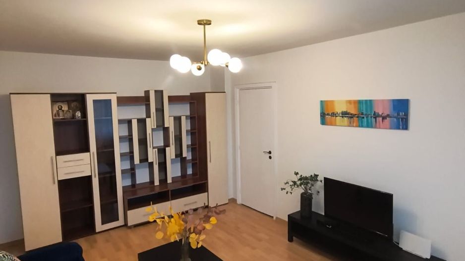 Inchiriez apartament în inima Bucureștiului - Unirii, centrală bloc - Poză 2