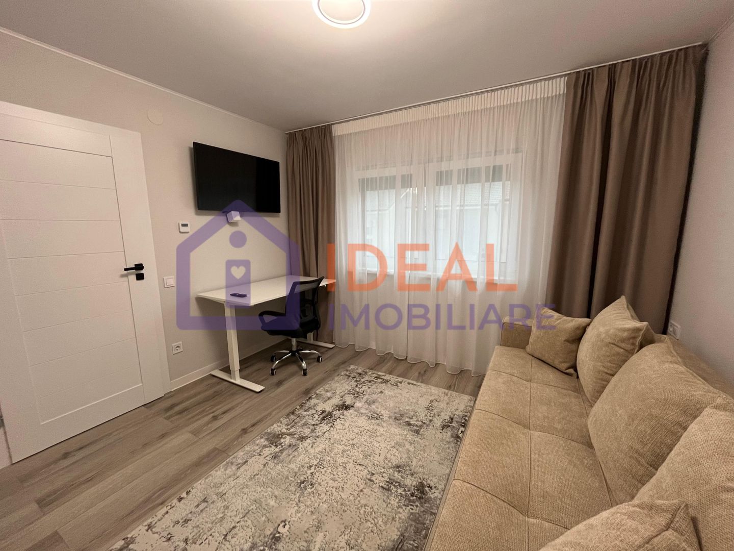 Casa moderna cu 4 camere de închiriat - Șelimbăr - Poză 13