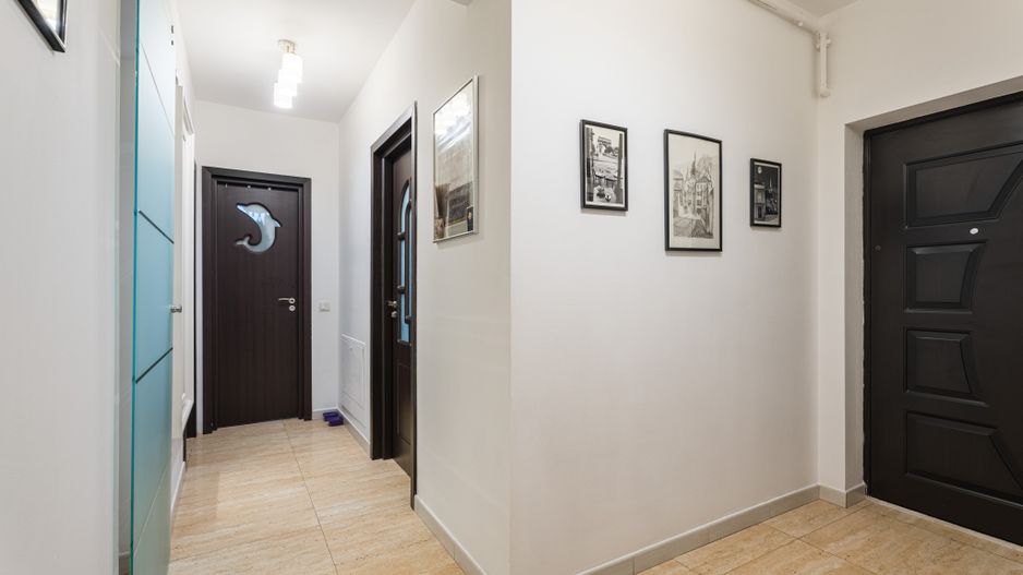 3 camere, 2 băi, loc de parcare și boxă incluse, Apărătorii Patriei - Poză 7