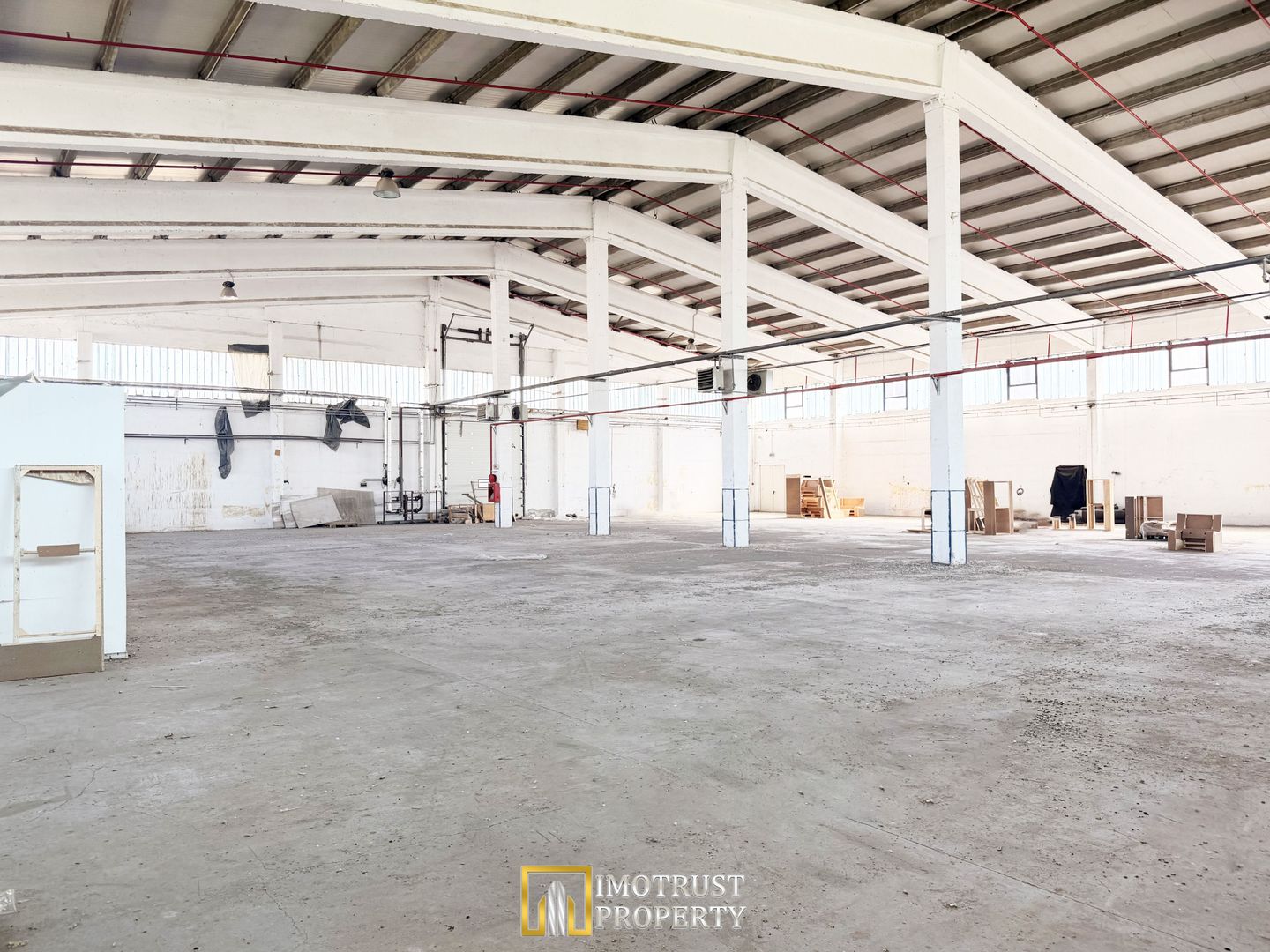 Hala industriala de inchiriat în Arad – 1.354 mp, acces TIR - Poză 3