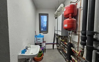 Inchiriere cladire cu 2 apartamente,  460 mp, garaj subteran, Andrei Muresanu - Poză 29