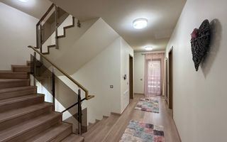 Casa deosebita 6 camere Faget cu teren generos de 1100 m2 - Poză 18