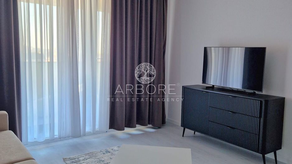 Apartament de lux cu terasa, complet utilat - Poză 3