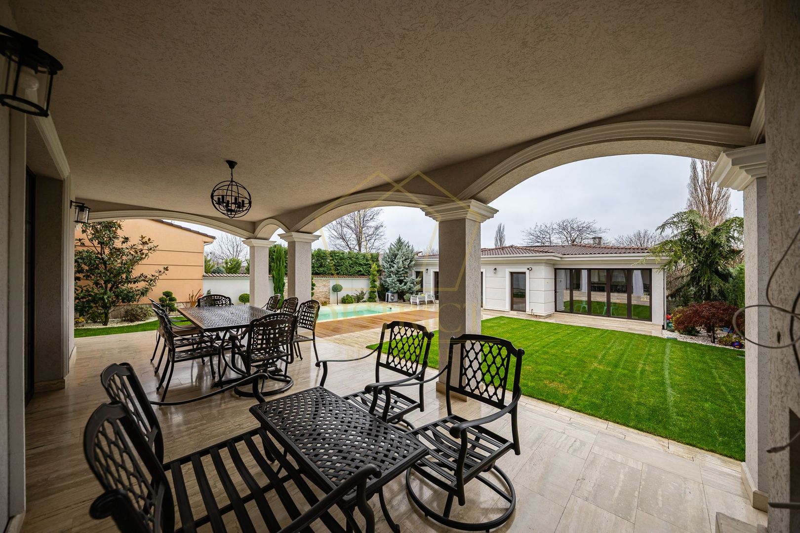 Vila exclusivista cu garaj si piscina I Dumbravita I Comison 0% - Poză 49