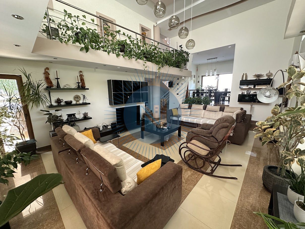 Vila cu piscina British School - Poză 25