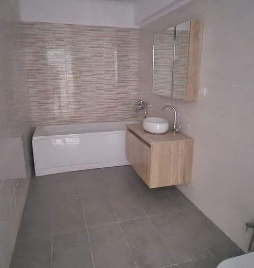 Apartament NOU 3 camere 89 mp Copou 145000 euro tva inclus - Poză 7