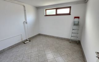 Vilă  inchiriere zona Aradului aproape de British School - Poză 31