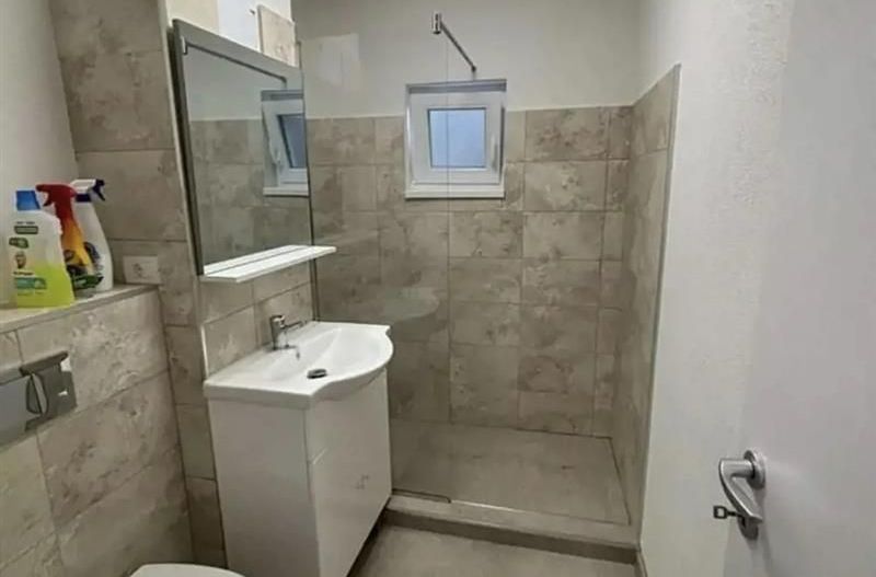 Apartament 2 camere etaj 1 Aradului modificat in 3 camere - Poză 6