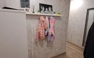 3 camere  bloc nou, 80 mp utili , balcon de 20 m - Poză 35