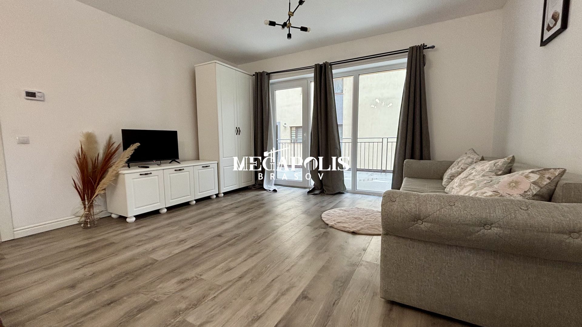 Apartament 2 camere | Parcare | Decomandat | Tractorul - Poză 2