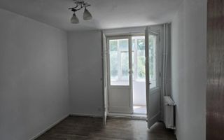 Proprietar, vand ap. 3 camere semidecomandat, Gorjului, et. 3 9 - Poză 9