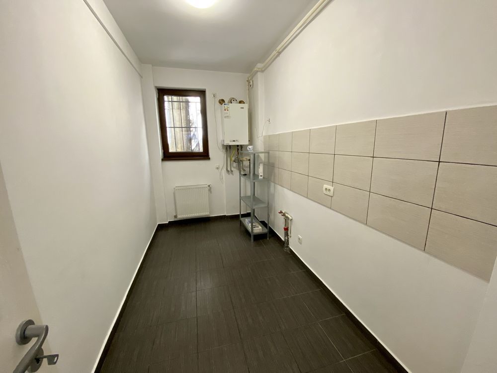 De închiriat: apartament 2 camere - nemobilat - Gorjului - ideal birou - Poză 5