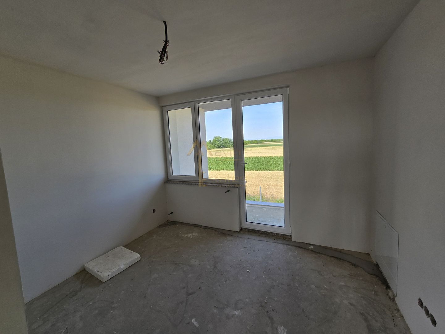 Martinesti, Duplex pe etaj, 3 Dorm, Buc separata,  Zona linistita. - Poză 12