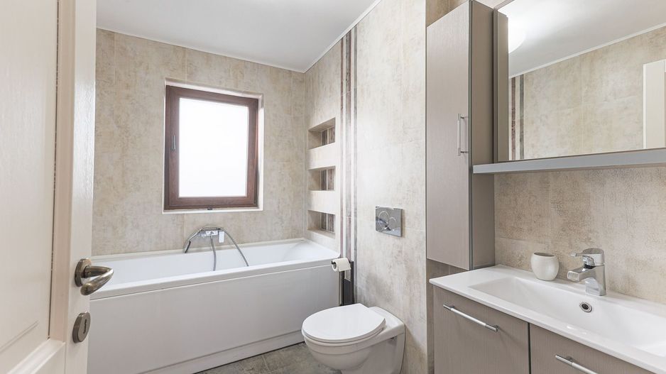 Casă premium în Subcetate, construcție nouă finisaje de lux Comision 0 - Poză 11