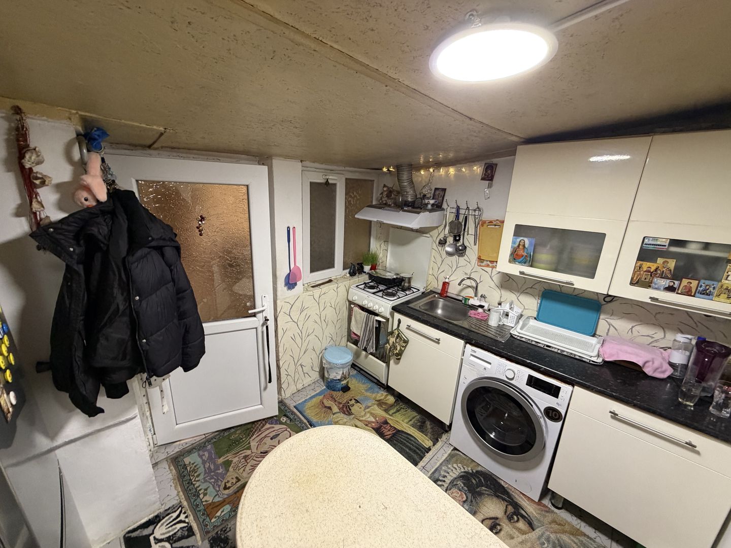 Casa cu 2 corpuri, acces auto, curte – Republica / Industriilor - Poză 4