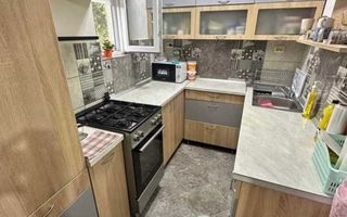 ageuropa.ro vinde ap 3 cam FINISAT 48mp etaj 3/4 în Micro 14. - Poză 9