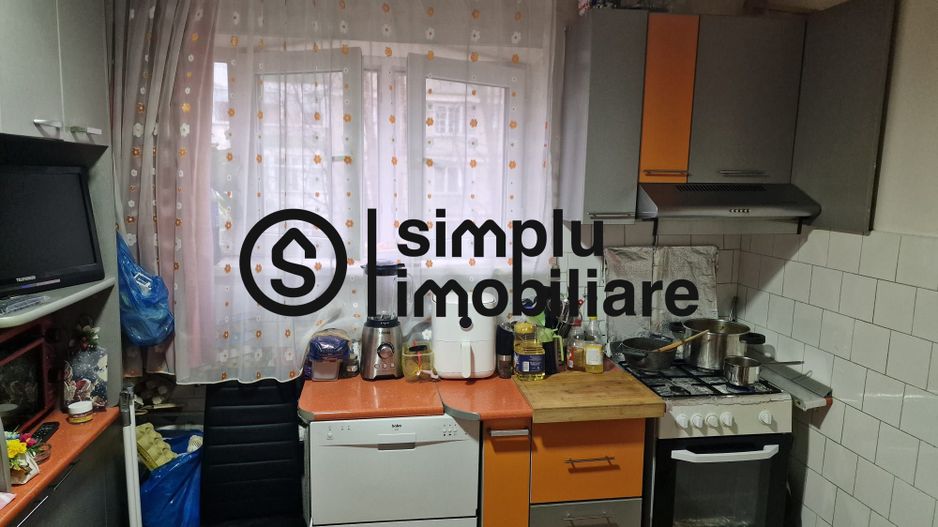 2 camere semidecomandate, etajul 2- Brazda lui Novac! - Poză 7