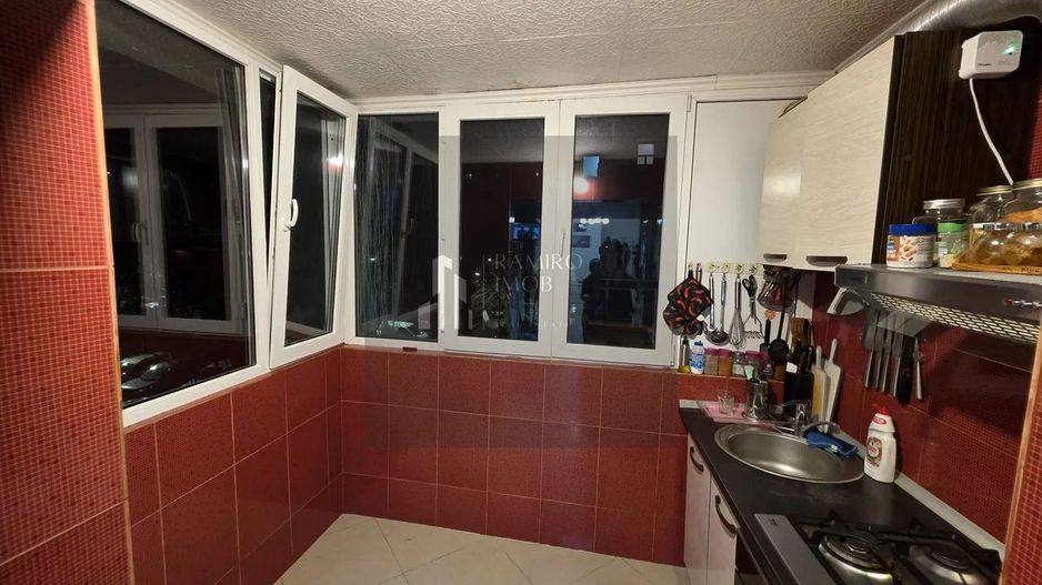 APARTAMENT 4 CAMERE, BERCENI/APARATORII PATRIEI, 2 BALCOANE, 2 BAI - Poză 14