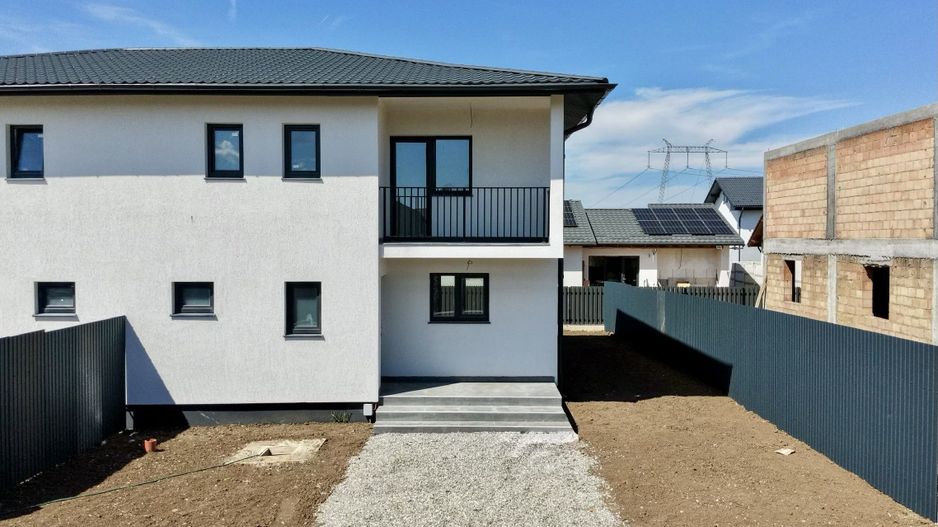 De Vânzare Duplex În Cartierul Izvor - Poză 1