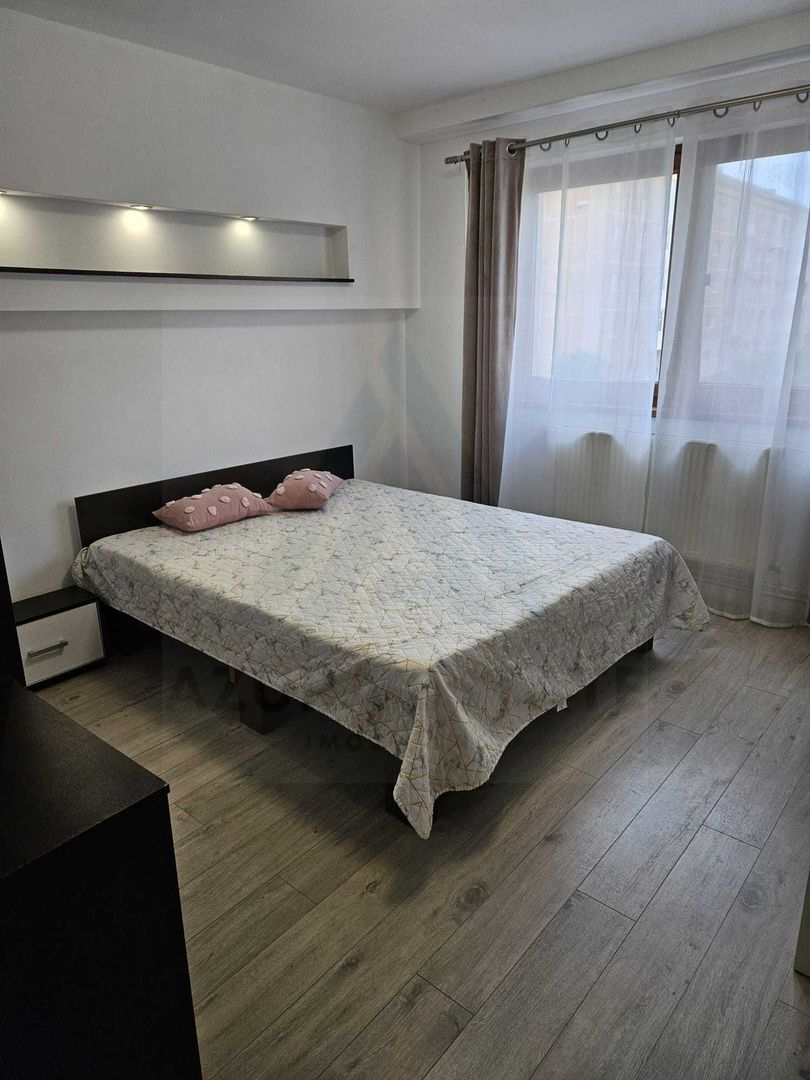 Apartament cochet cu 3 camere  Etaj 1  Lift  Vasile Aaron - Poză 6