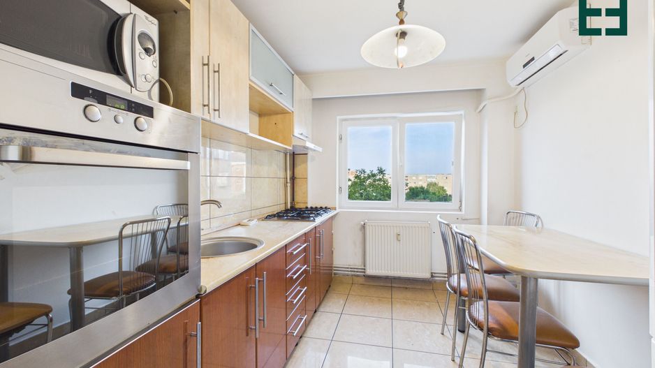 De închiriat - Apartament cu 4 camere - Zona Micălaca - Arad - Poză 2