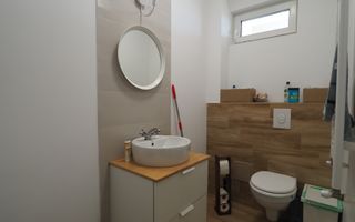 Vanzare casa partial mobilata-utilata-curte 300mp Mogosoaia - Poză 8