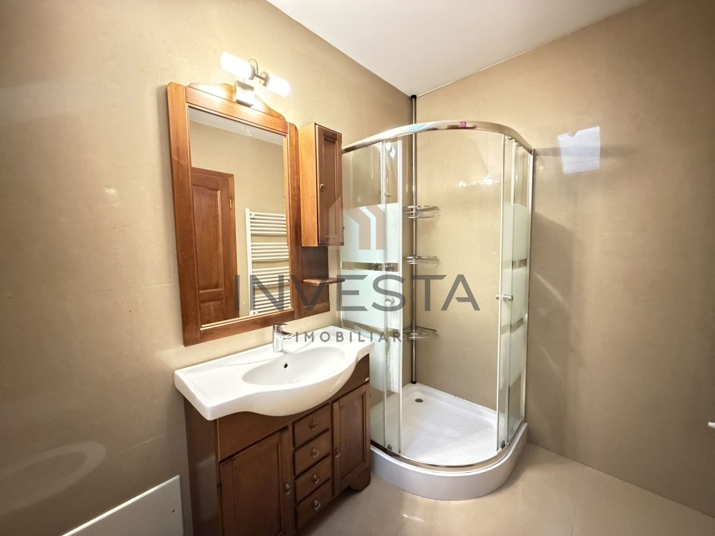 Casa spatioasa de inchiriat- zona Eugen Ionesco - Poză 19