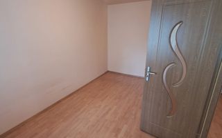 2 camere  Dacia parter cu balcon - Poză 2