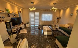 Triplex Sancraiu de Mures - Poză 1