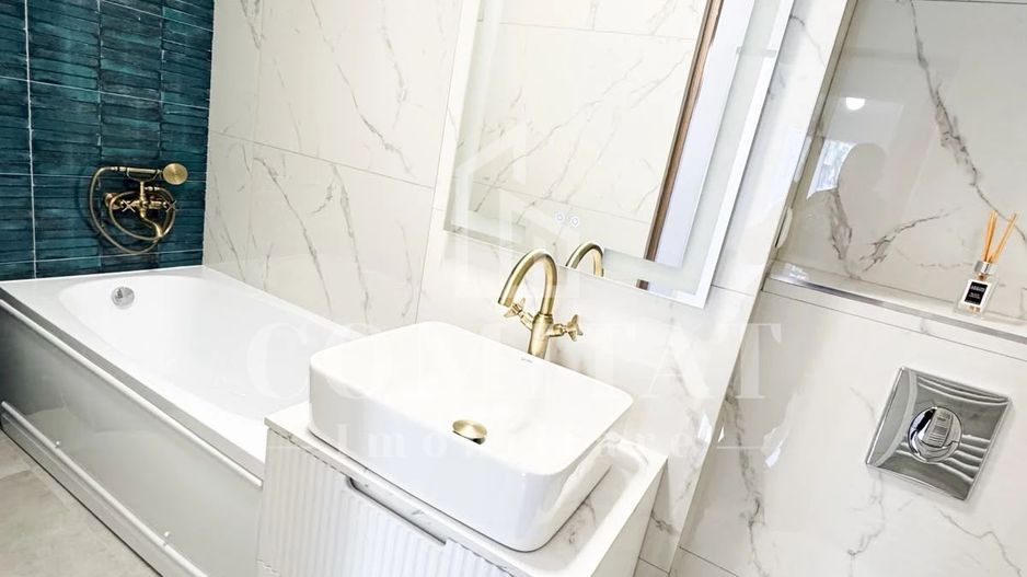 Apartament cu 4 camere de vânzare zona Minerva - Poză 7