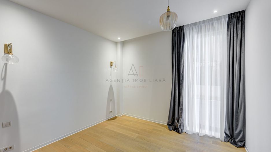 Elegant Duplex with Private Garden in One Aviatorilor Commission-Free - Poză 8