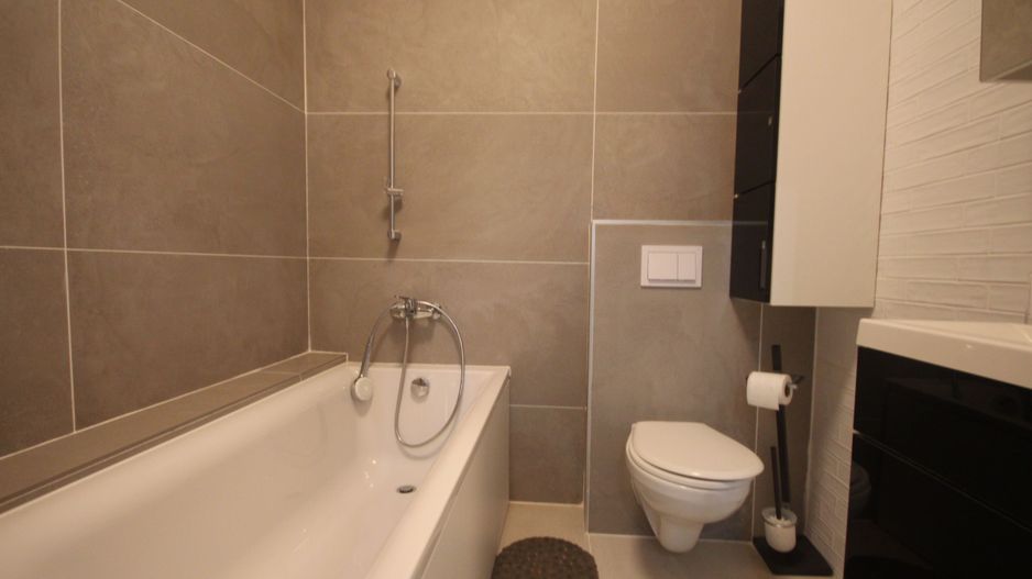 Apartament 3 camere in zona Buziasului - Poză 10