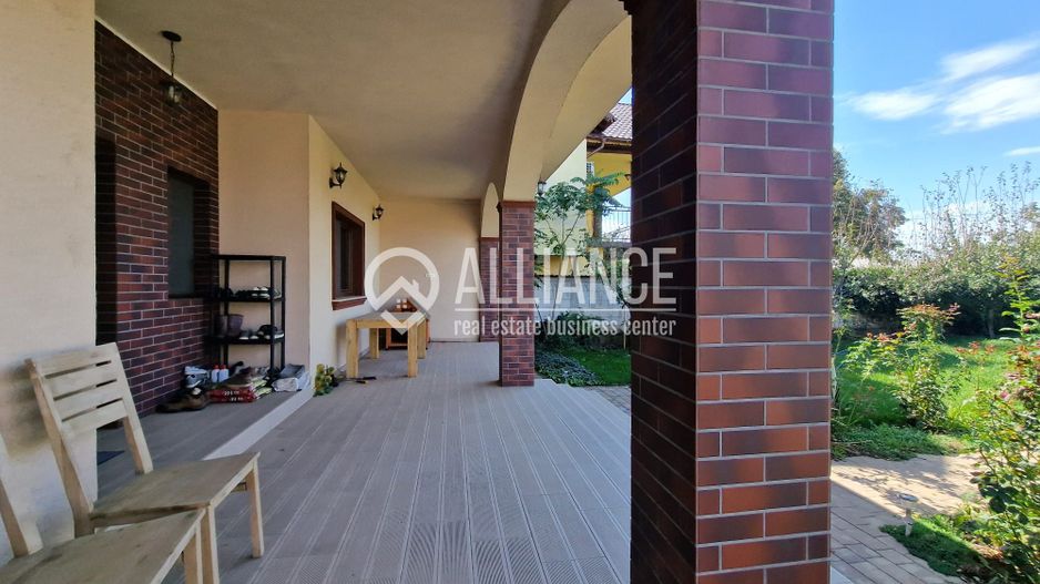 Oază de Rafinament și Confort: Vilă de Lux în Cumpăna ( cod 12 ) - Poză 2