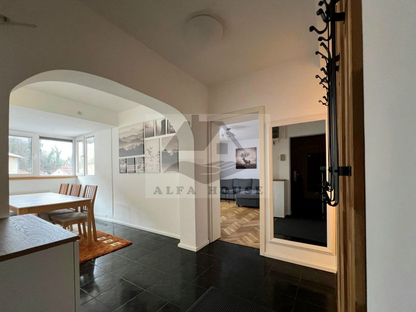 Apartament cu trei camere, Central Brasov - Dealul Melcilor , etaj 1 - Poză 3